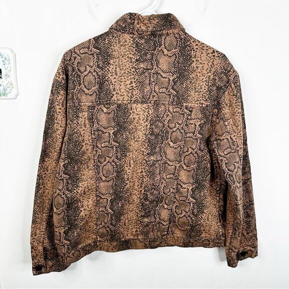Free People Brown Snake Print Button Front Denim Trucker Jacket Size M - Picture 8 of 15